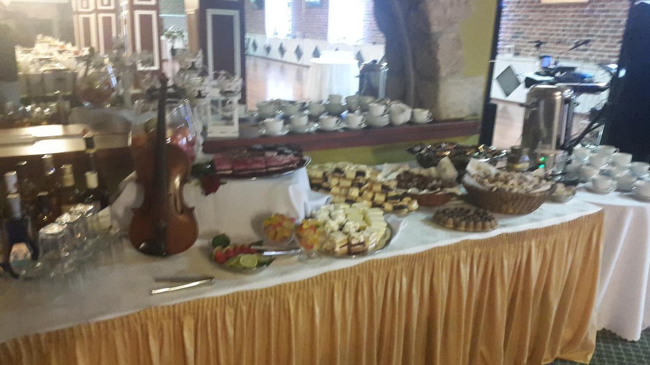 Hotel Restauracja Pustelnik Wisla Mala Buitenkant foto