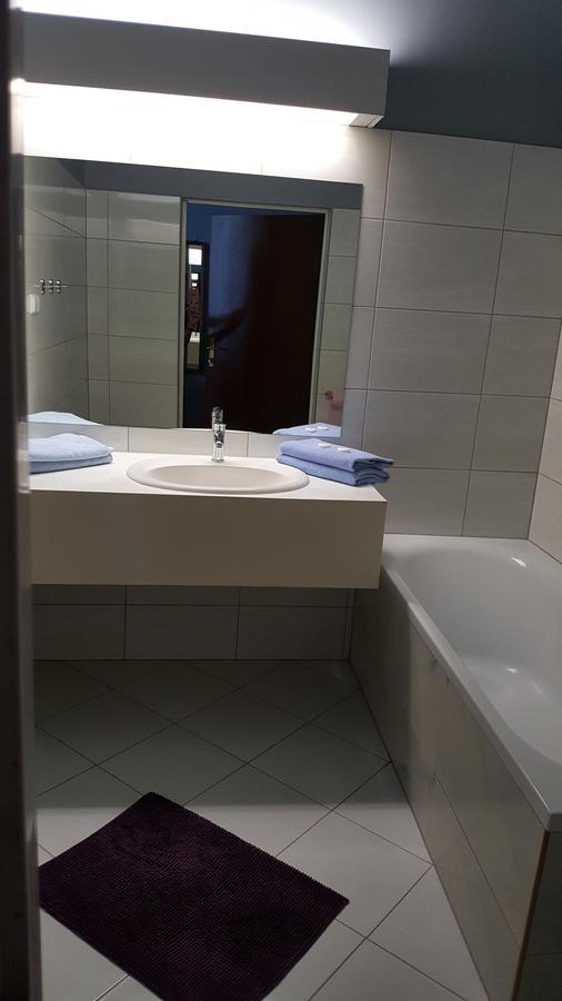 Hotel Restauracja Pustelnik Wisla Mala Buitenkant foto