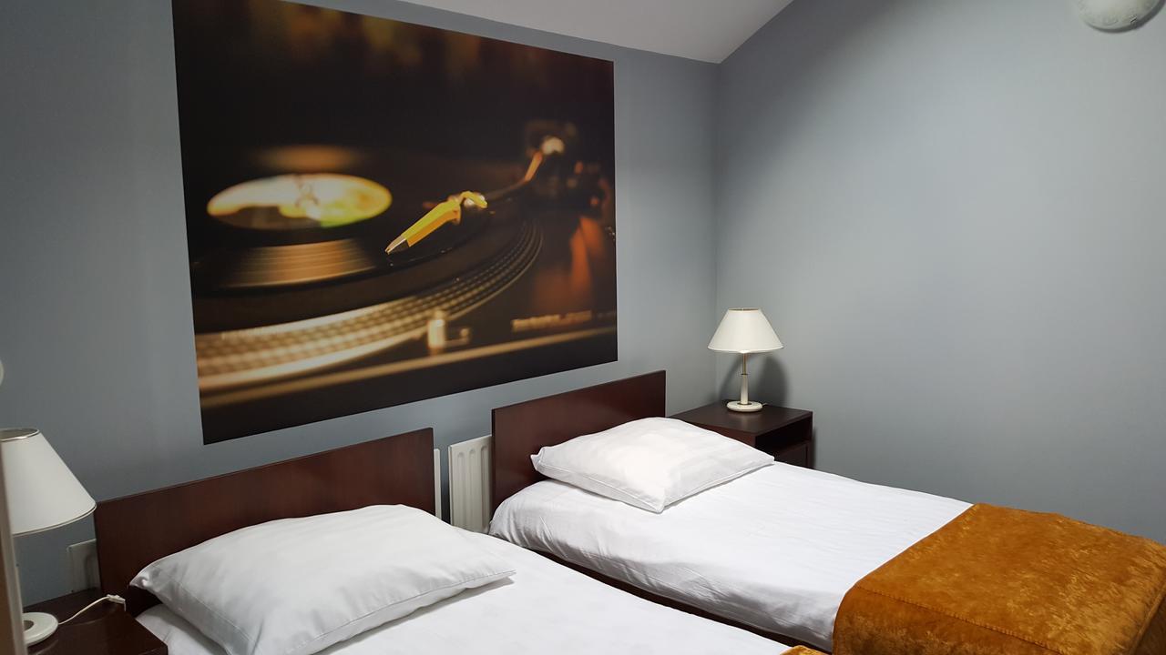Hotel Restauracja Pustelnik Wisla Mala Buitenkant foto